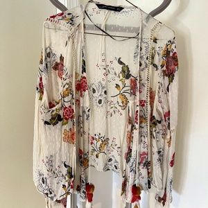 Cream with  flowers top- ZARA/L